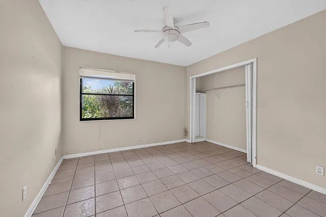 Residence photo 8