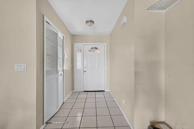 Residence photo 10