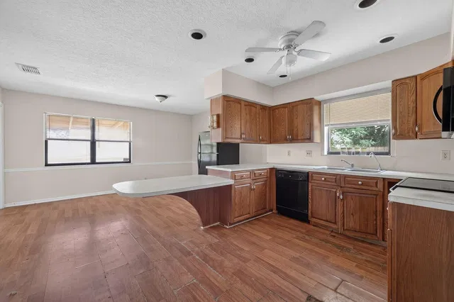 Residence photo 18