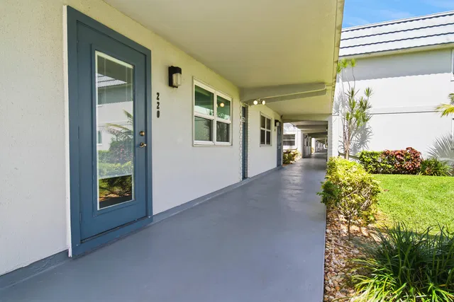Residence photo 28