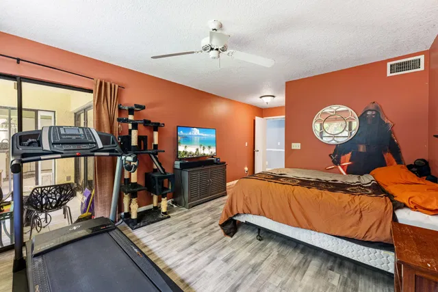  Residence photo 13