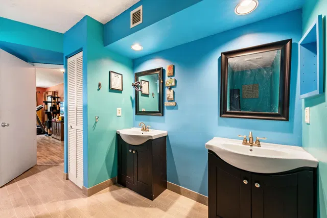  Residence photo 15