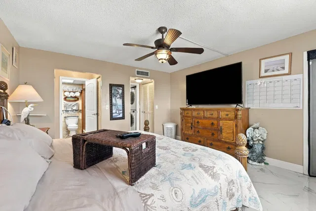 Singer Island Unit 611 photo 12