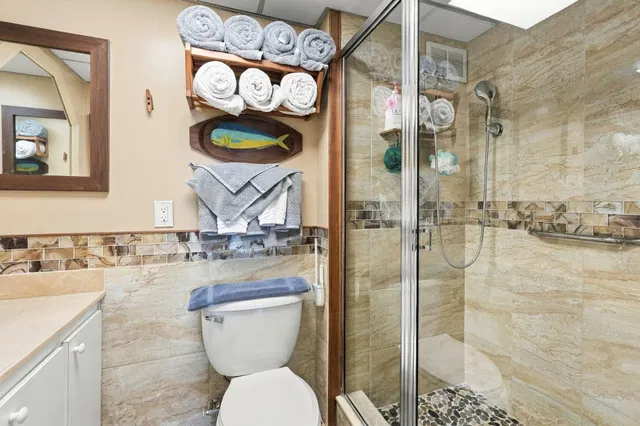 Singer Island Unit 611 photo 14