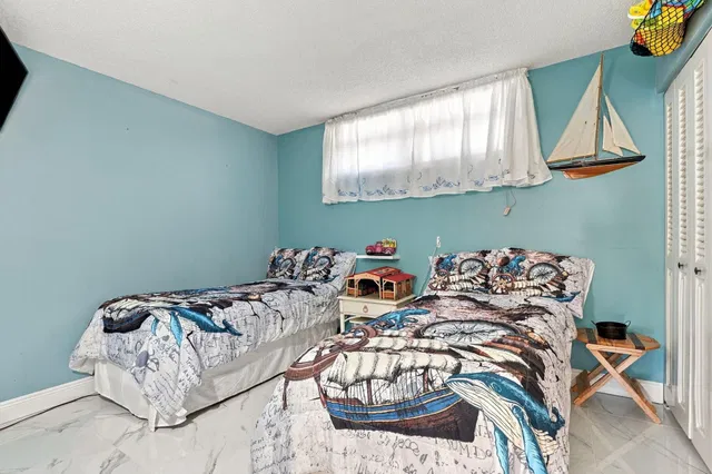 Singer Island Unit 611 photo 15
