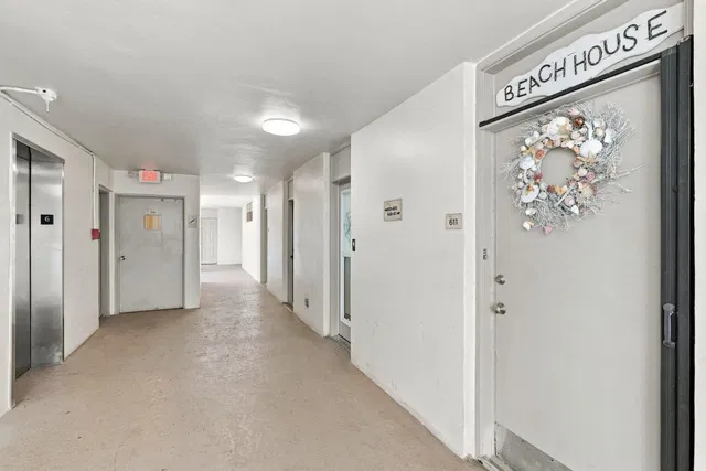 Singer Island Unit 611 photo 22