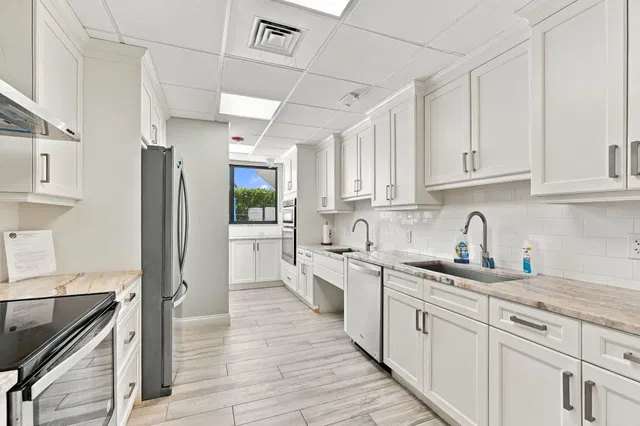 Singer Island Unit 611 photo 30