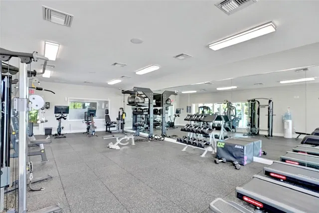 Unit 207 photo 14