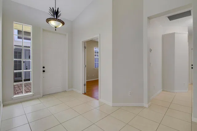Residence photo 6