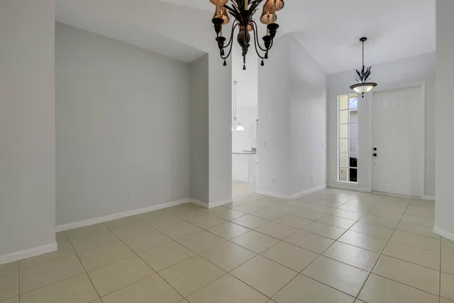 Residence photo 9