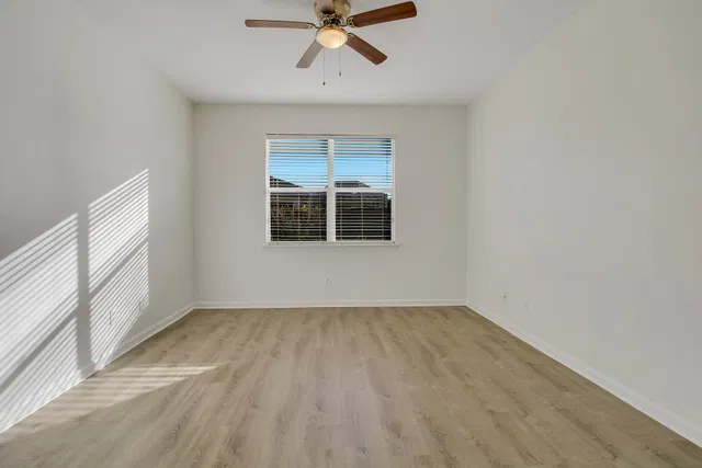 Residence photo 27