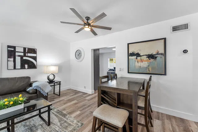  Residence photo 9