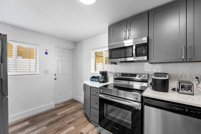  Residence photo 15