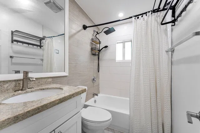  Residence photo 18