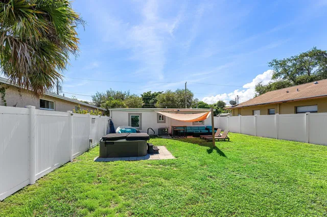  Residence photo 26