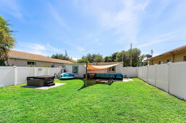  Residence photo 27