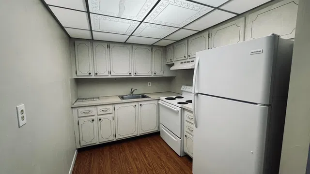 Residence photo 3