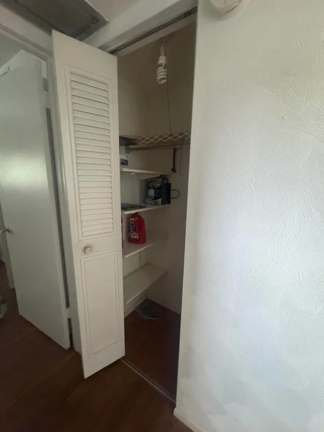 Unit Apt 203 photo 15