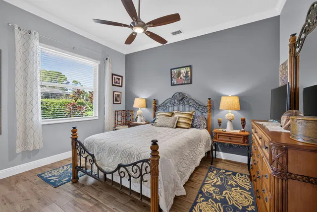  Residence photo 55