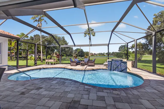  Residence photo 76