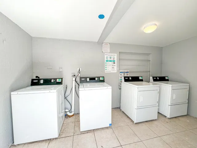  Unit A photo 10