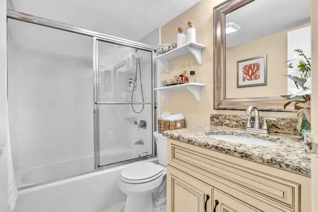 Unit 105 photo 27