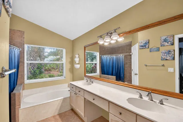 Residence photo 10