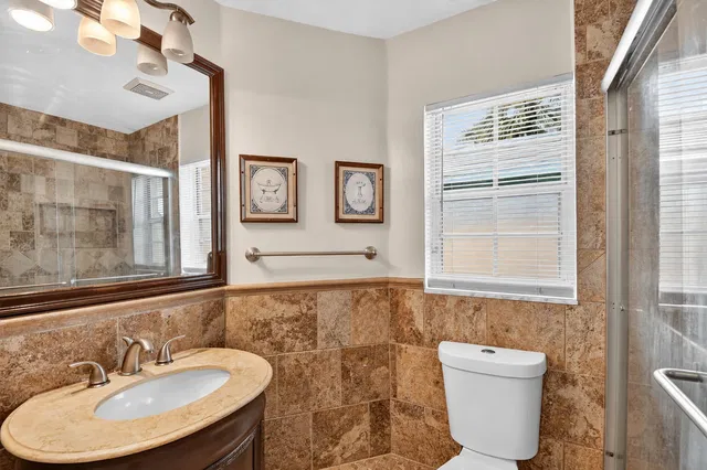 Residence photo 14