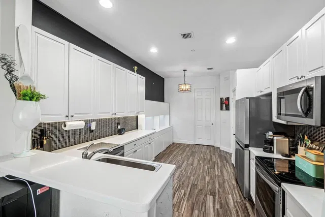 Residence photo 7