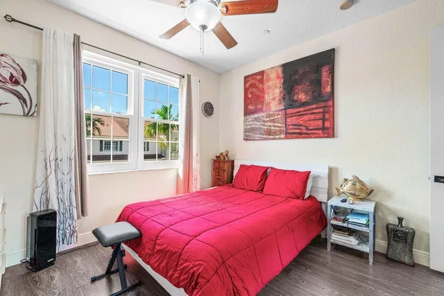 Residence photo 13