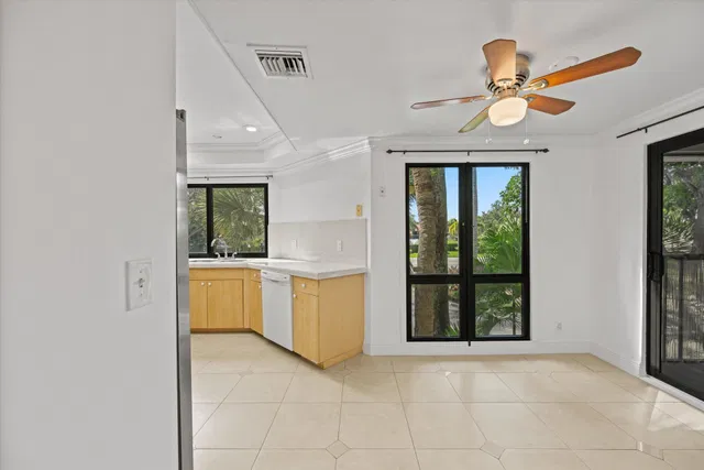 PGA National Palm Beach Gardens Unit 1160 photo 18
