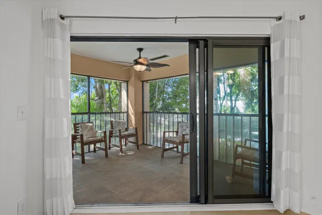 PGA National Palm Beach Gardens Unit 1160 photo 28