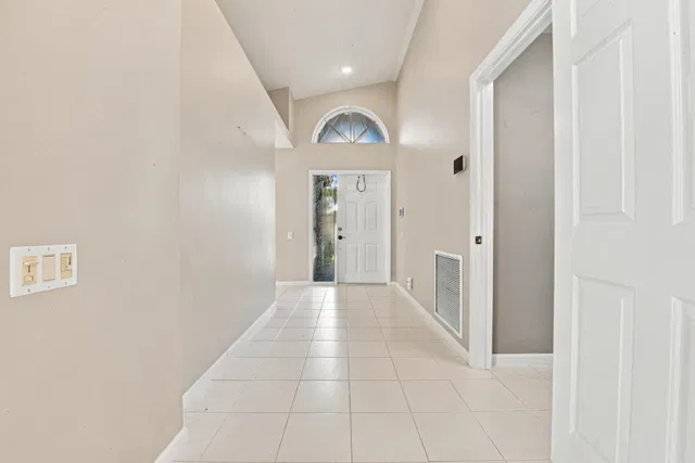 Residence photo 7
