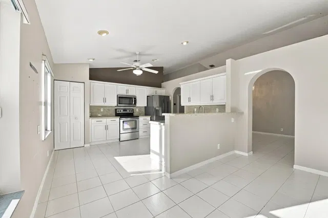 Residence photo 23