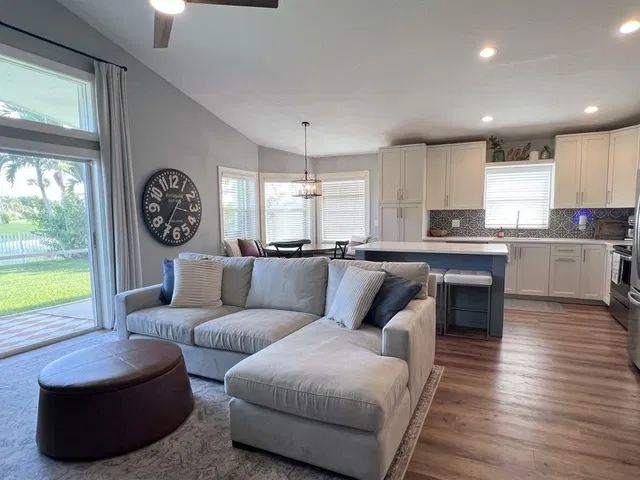 Residence photo 7