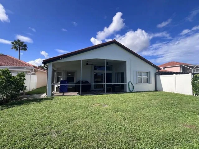 Residence photo 20