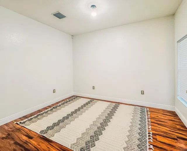  Residence photo 6