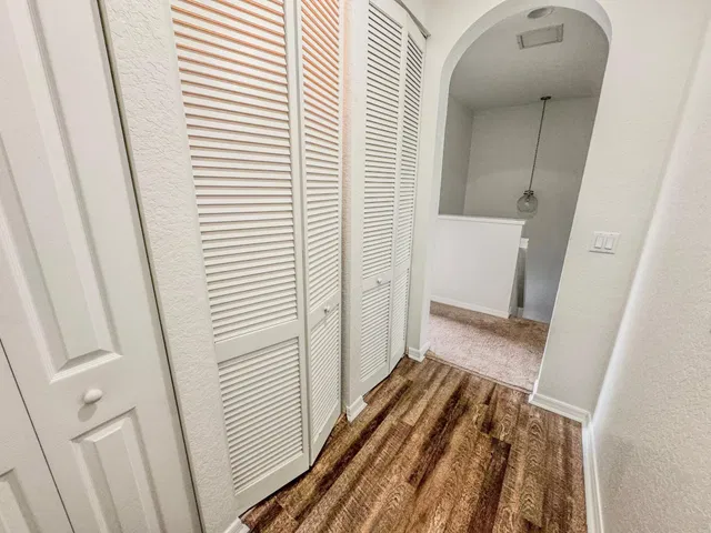  Residence photo 19