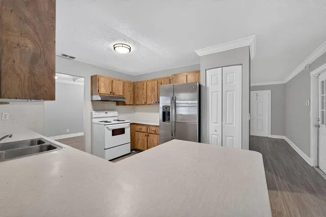 Residence photo 14