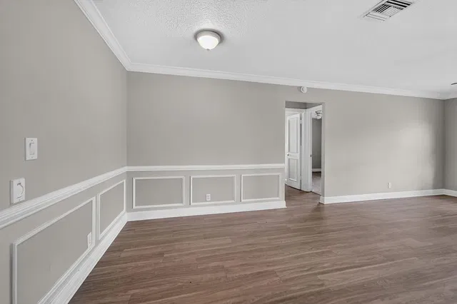 Residence photo 16
