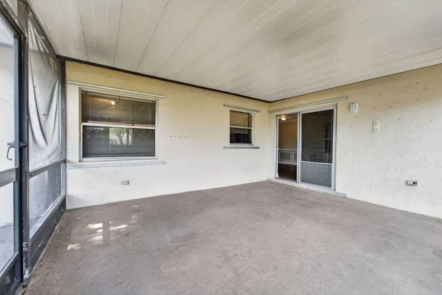 Residence photo 26