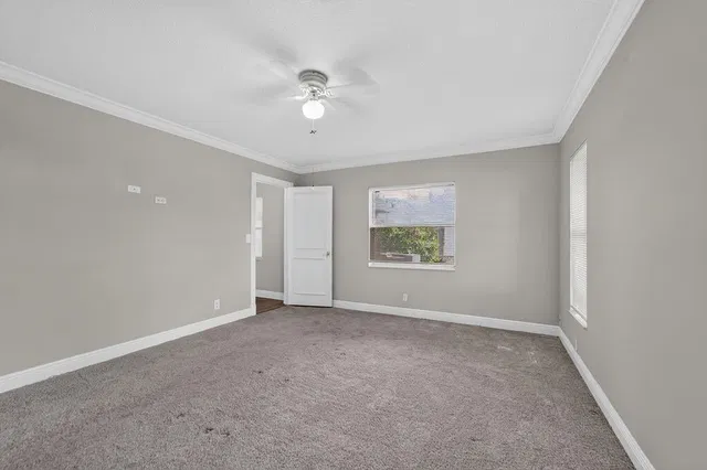 Residence photo 32