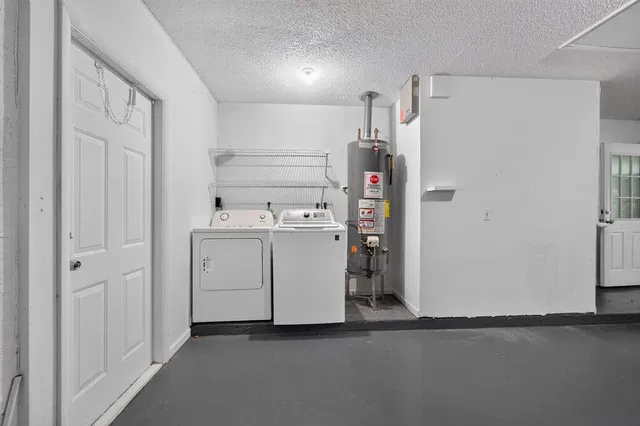 Residence photo 39