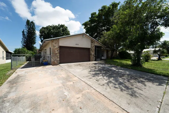 Residence photo 41