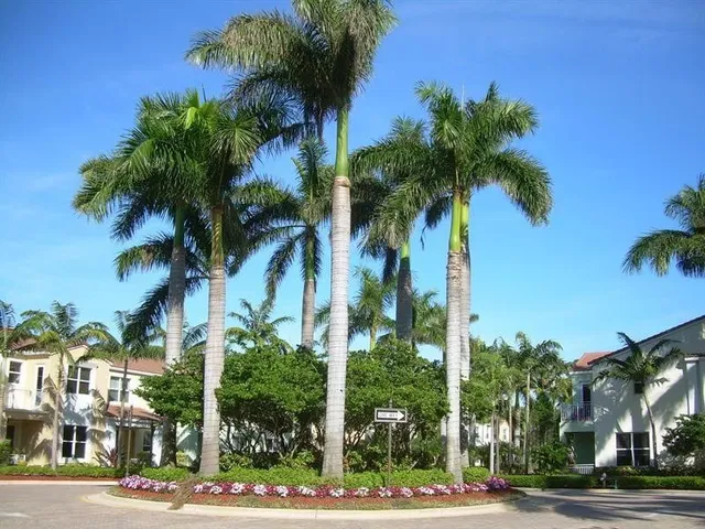 Residence photo 14