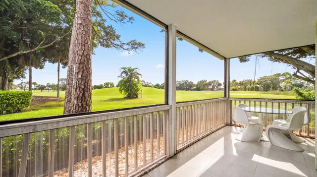 PGA National Palm Beach Gardens Residence photo 10