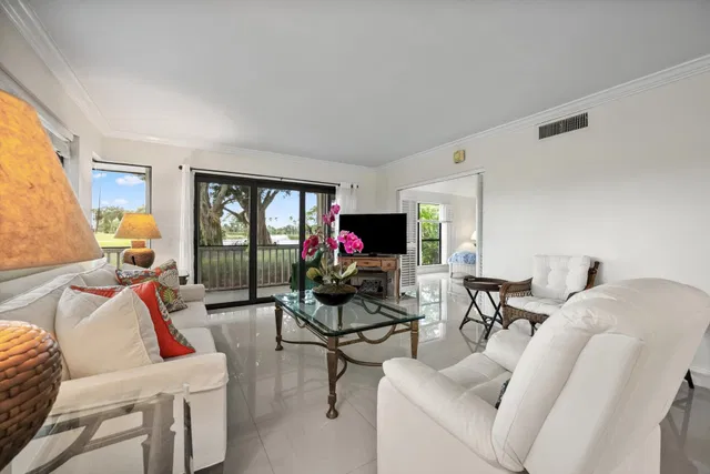 PGA National Palm Beach Gardens Residence photo 17