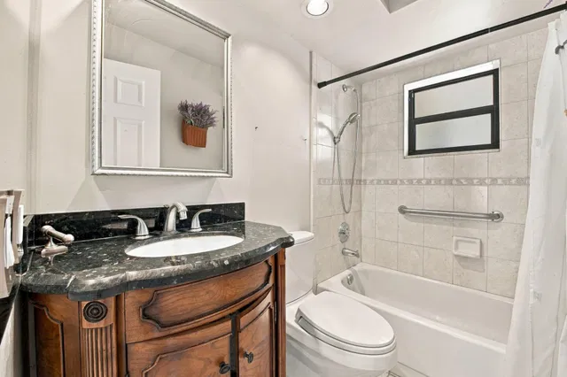 Residence photo 14