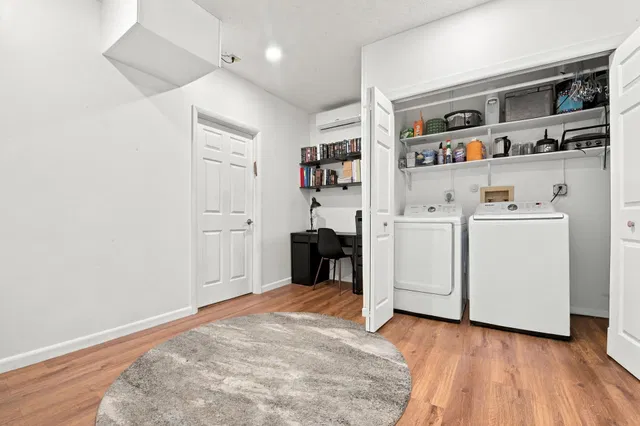 Residence photo 16