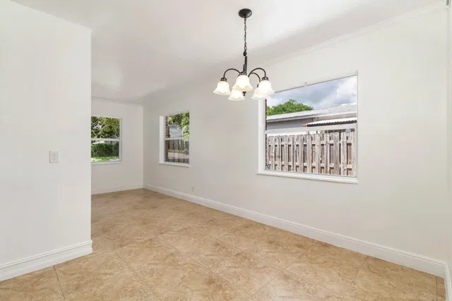 West Palm Beach Residence photo 7